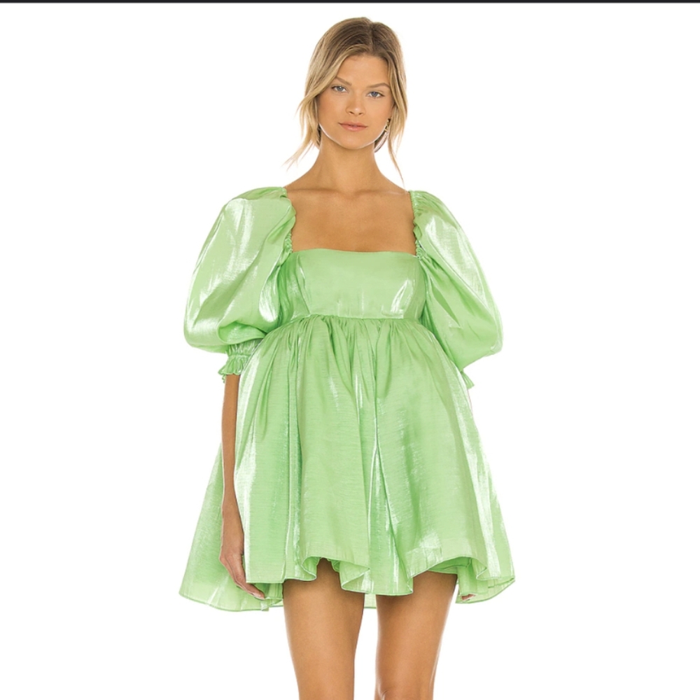 Selkie avocado puff size medium